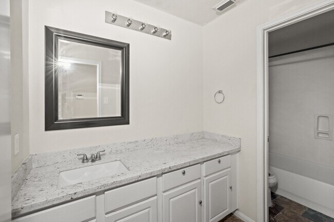 Building Photo - 5823 Creektrace Ln