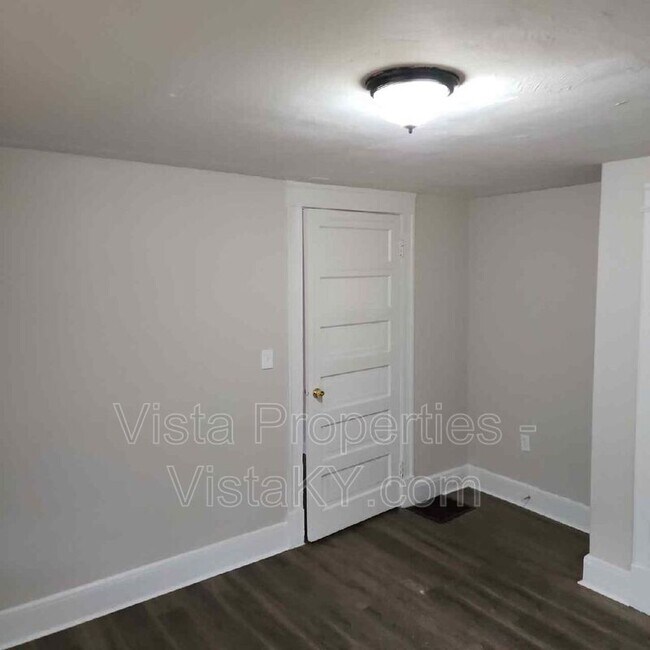 Building Photo - 4012 Southern Pkwy