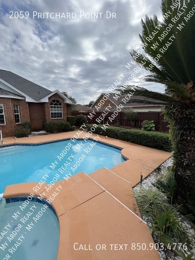 Building Photo - 2059 Pritchard Point Dr