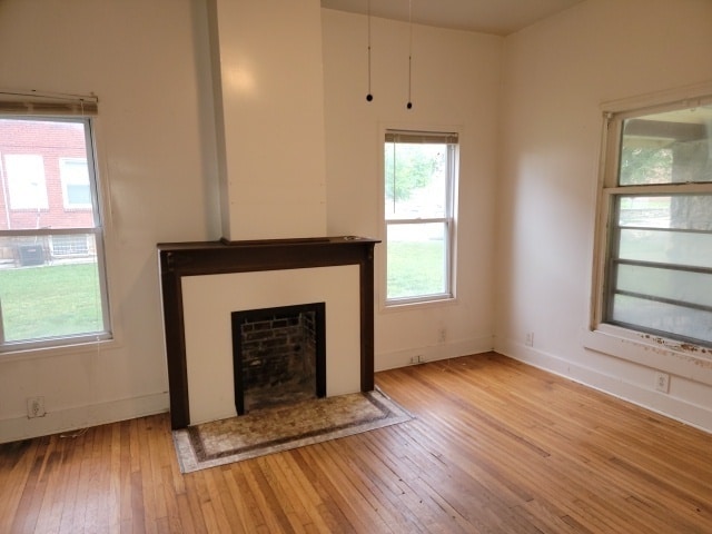 Building Photo - 3326 Gillham Rd