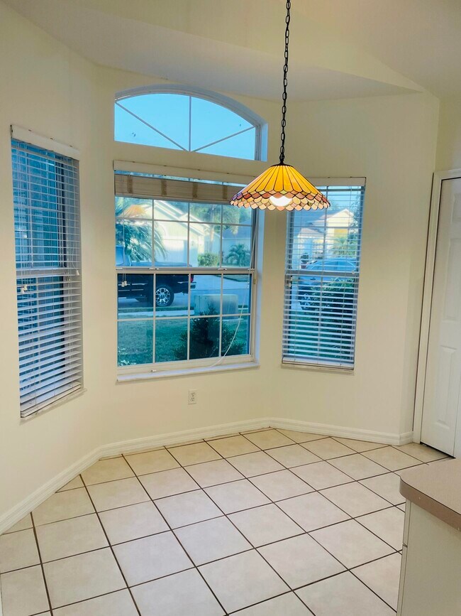 Building Photo - 2361 White Sands Ct NE