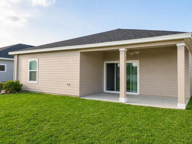 Building Photo - 4713 SW 83rd Lp