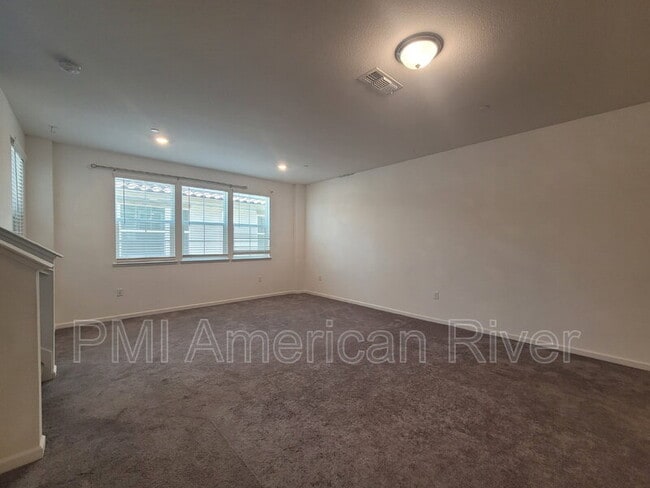 Building Photo - 4371 Garonne Walk