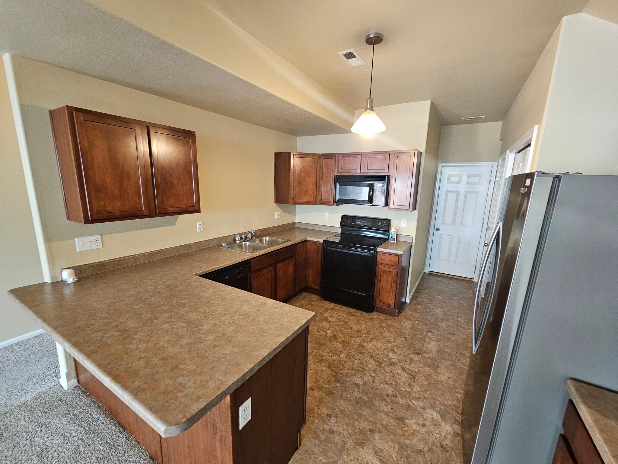 Building Photo - 5352 Canadian Rose View