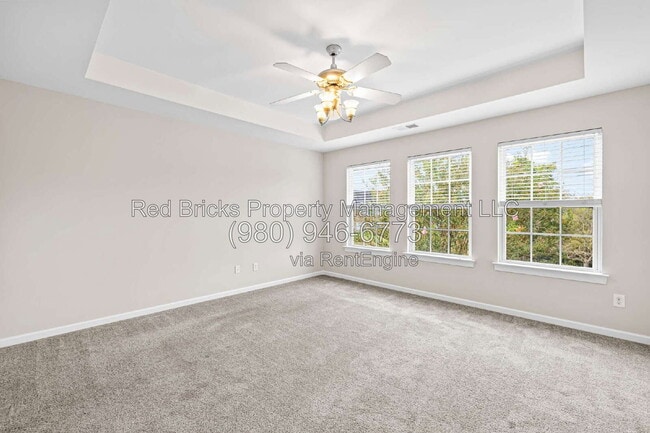 Building Photo - 10613 Bere Island Dr