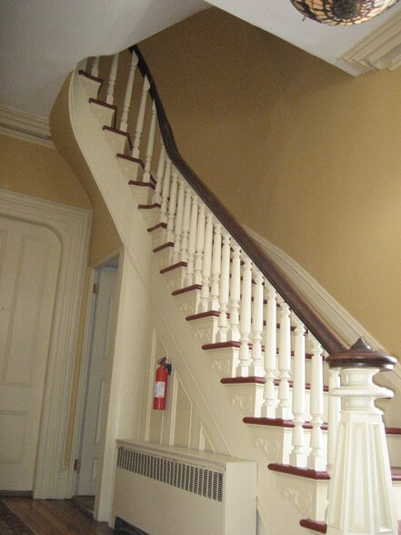 stairway to apts - 2587 South Ave