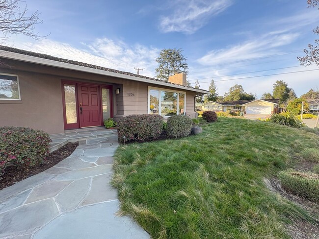 Building Photo - Charming Single-Family Home in South Los A...