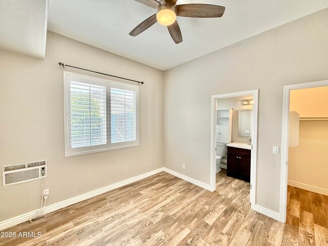 Building Photo - 3640 S Barberry Pl