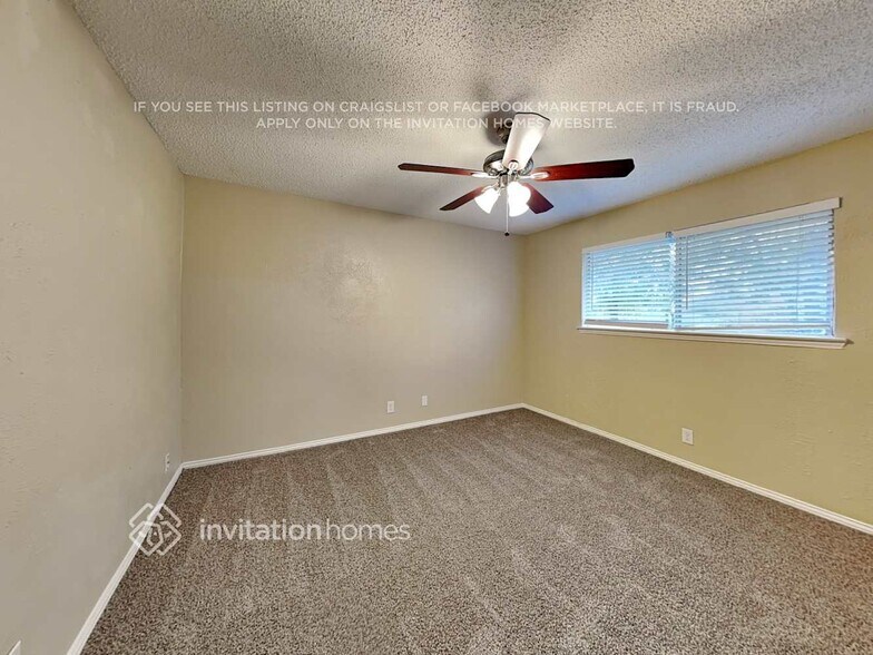 Building Photo - 24 Lakewood Dr