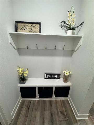 Building Photo - 8628 Spindletop Dr