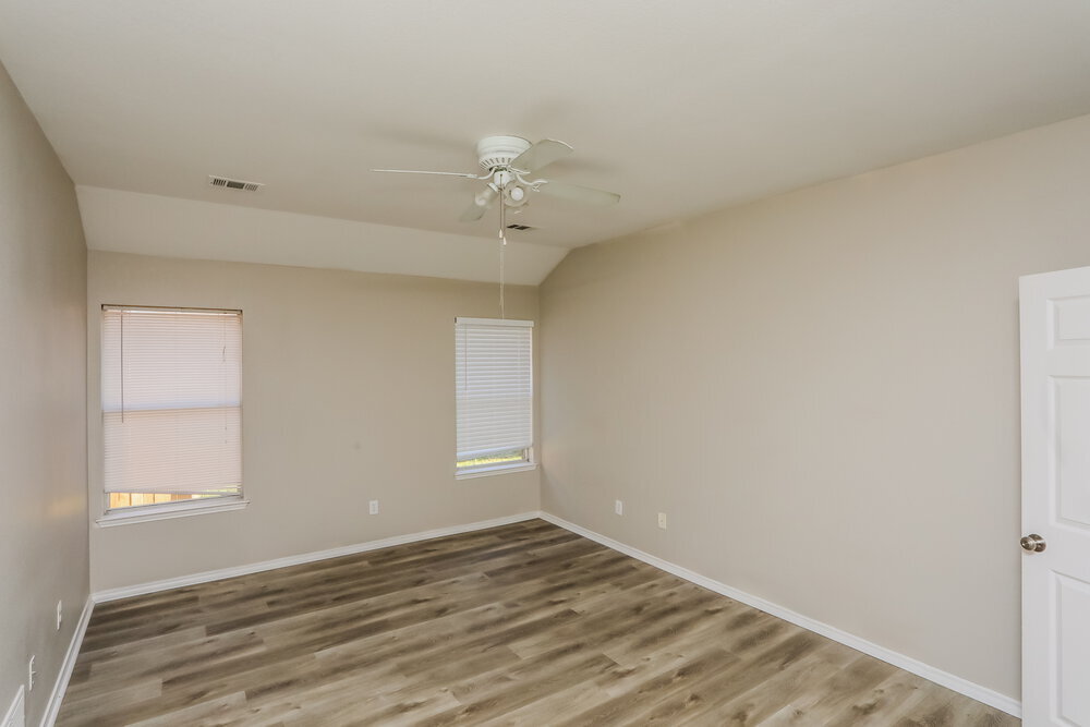 Building Photo - 1303 Coronado Ln