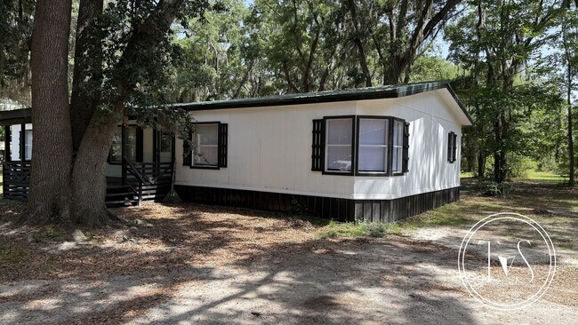Building Photo - SPRING MOVE-IN SPECIAL: $500 OFF 1ST MONTH...