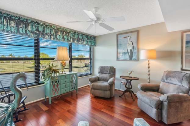 Building Photo - 33 Plantation Dr