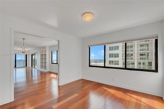 Building Photo - 5415 Collins Ave