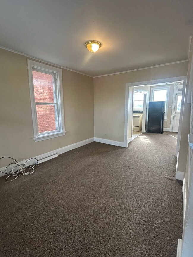 Building Photo - 46 N 34th St