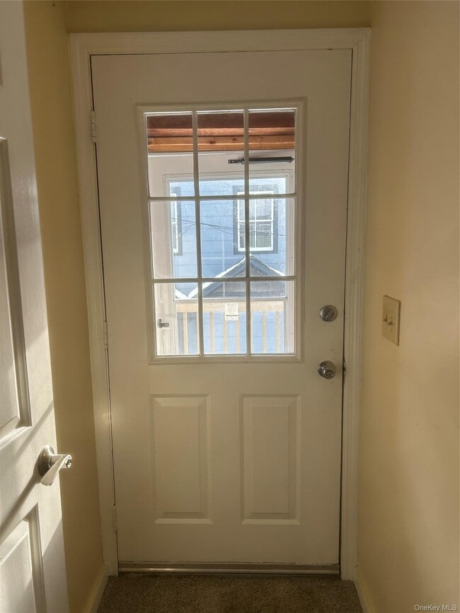 Building Photo - 100 Richardson Ave