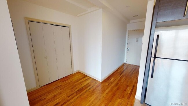 Building Photo - 67-09 Austin St