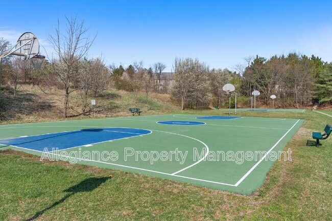 Building Photo - 6011 Curtier Dr