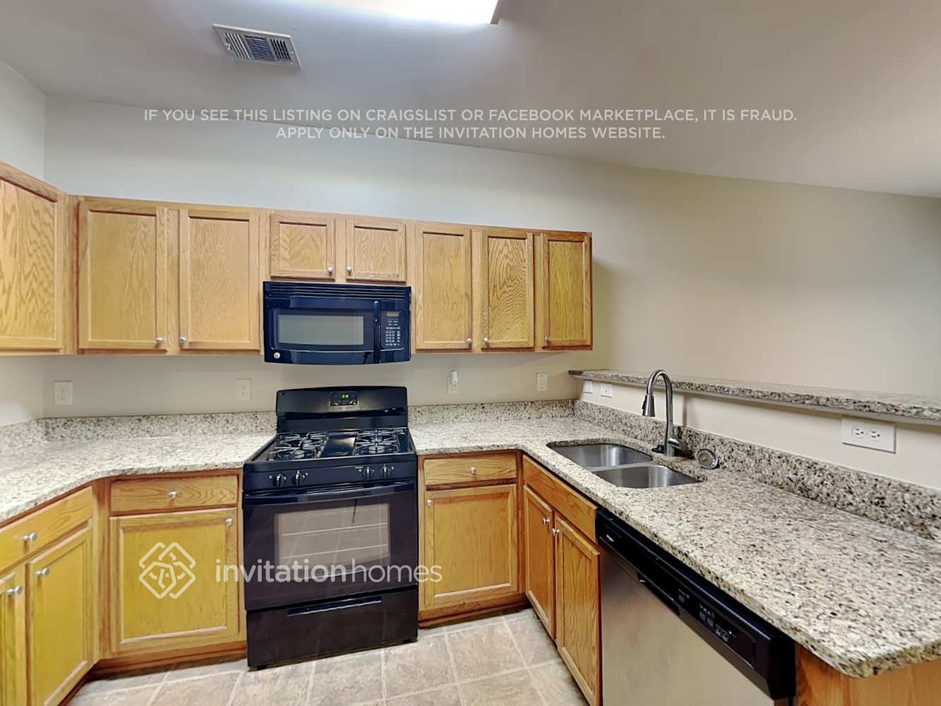 Building Photo - 3041 Leatherleaf Tr