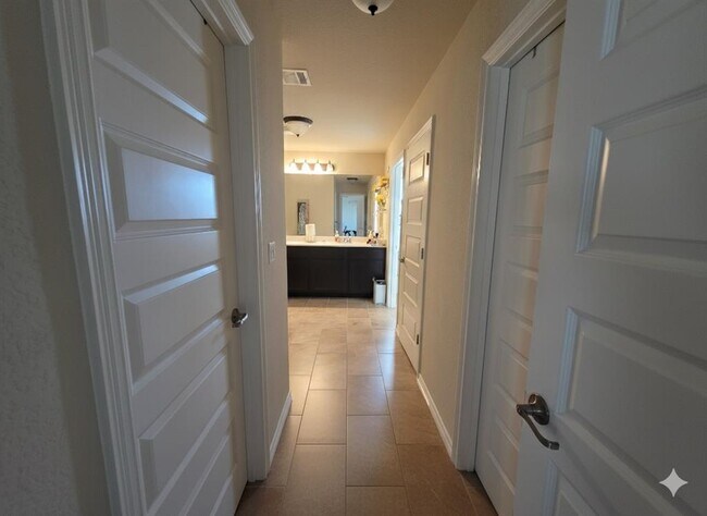 Building Photo - 14505 McCoy Lp