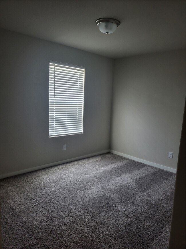 Building Photo - 5611 Madden Ln