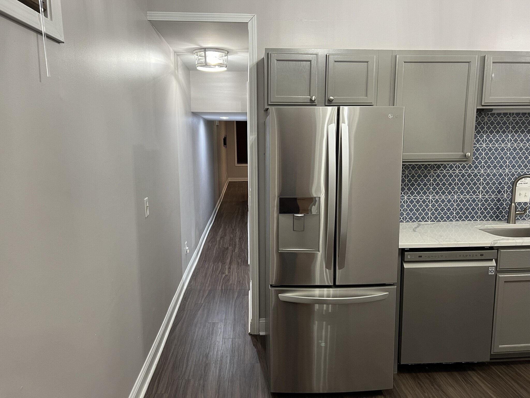 Kitchen hallway to Bath, BR1 and Living room - 631 Bakewell St