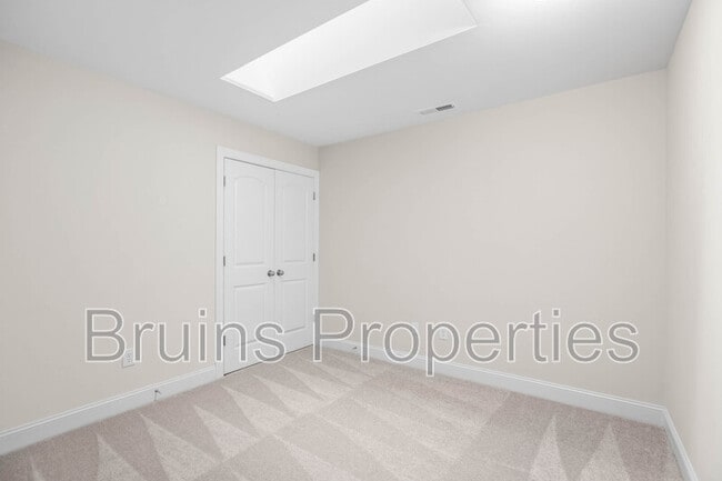 Building Photo - 4752 Willowstone Dr