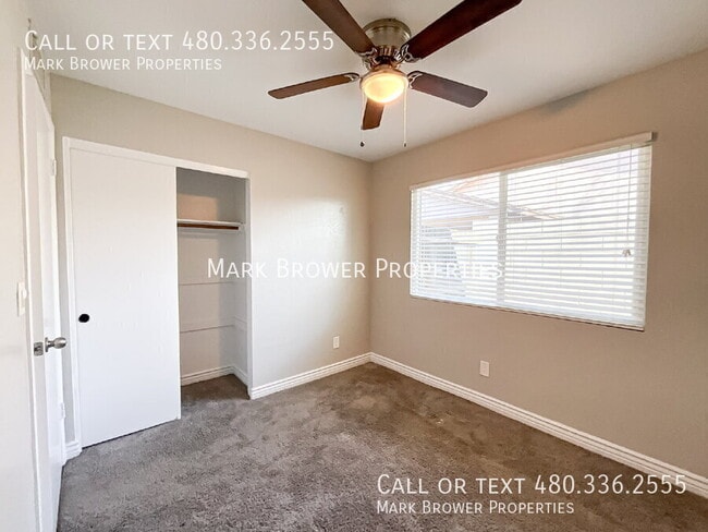 Building Photo - 2515 E Dragoon Ave