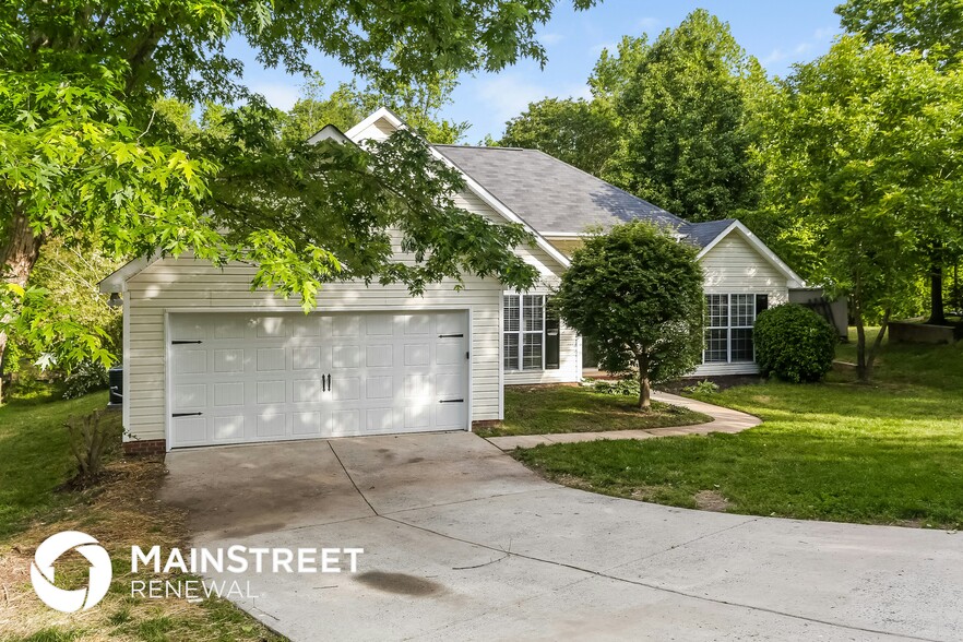 Building Photo - 1536 Forest Glen Ln