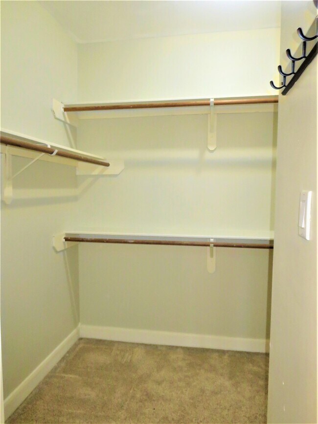 Building Photo - 19626 Remington Crest Ct