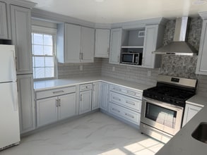 Building Photo - 5209 Mineola Rd