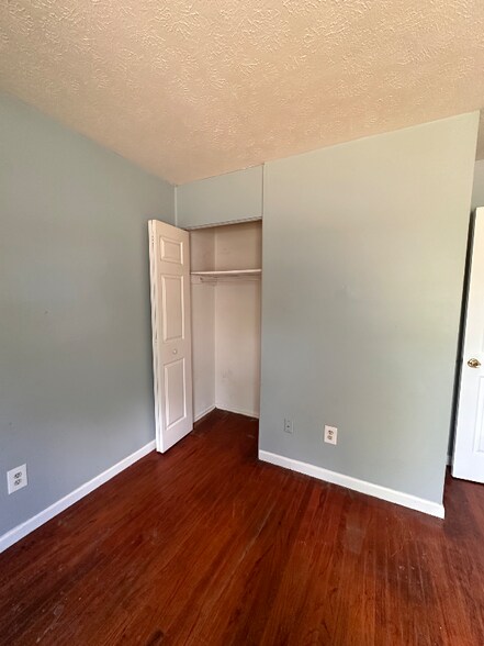 Building Photo - 279 Beechland Rd