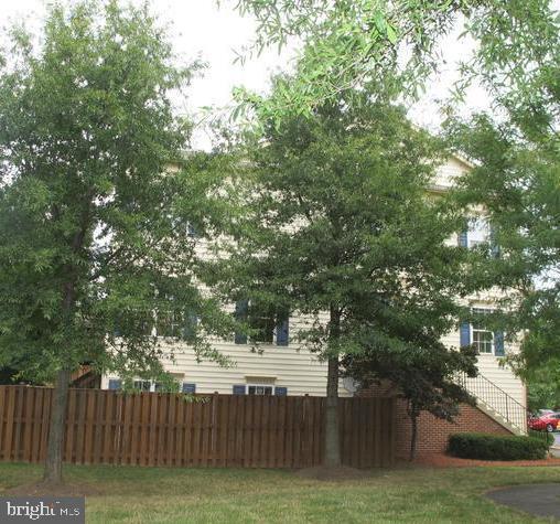 Building Photo - 21079 Alberta Terrace