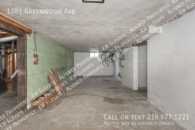 Building Photo - 1381 Greenwood Ave