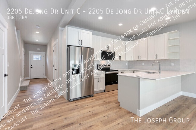 Building Photo - 2205 Dejong Dr Unit C