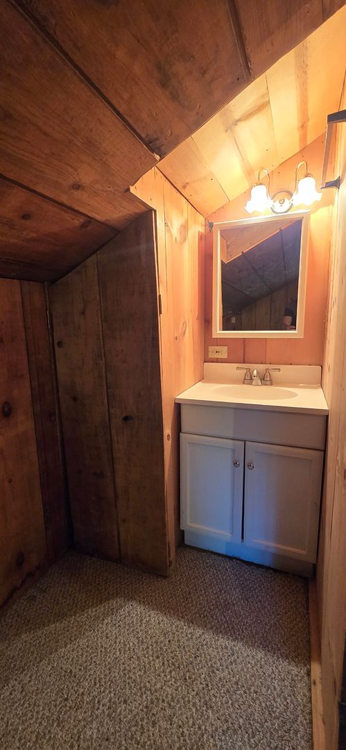 Building Photo - Charming 1-bedroom cottage nestled just 4 miles west of downtown Sebastopol in the heart of West ...