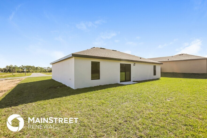 Building Photo - 35709 Rose Moss Ave