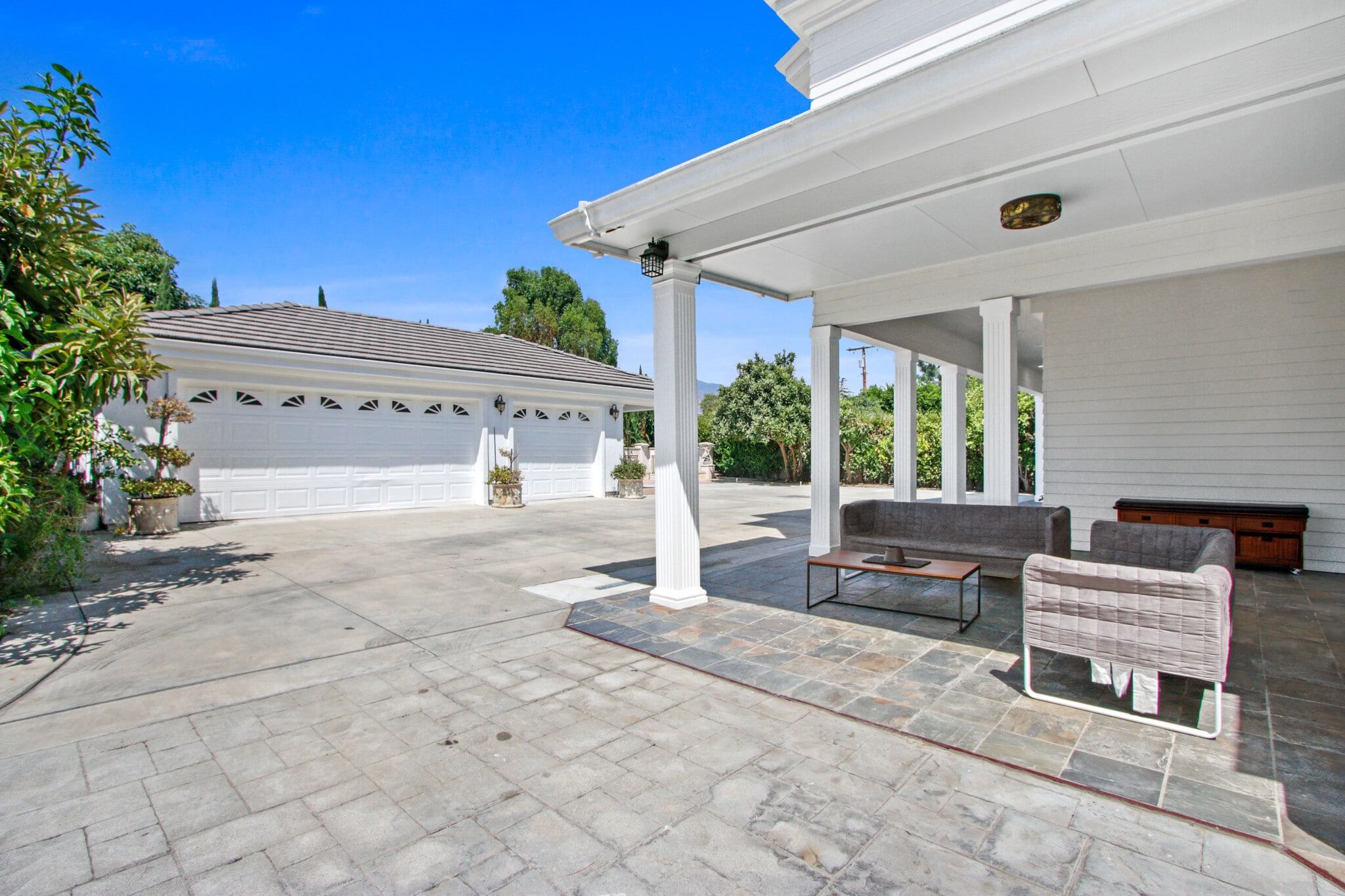 Building Photo - 1117 Encanto Dr