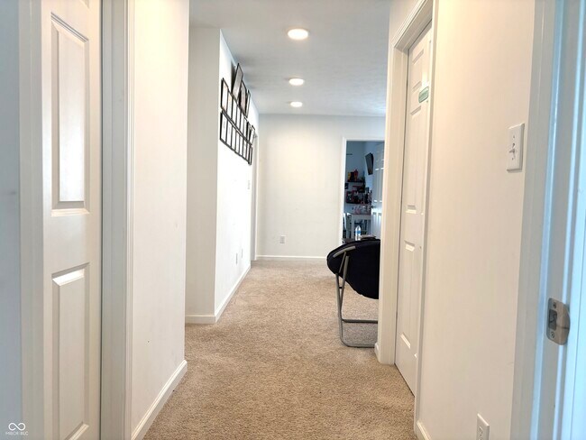 Building Photo - 6120 Medina Spirit Dr
