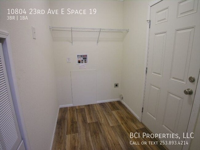 Building Photo - 10804 23rd Ave E