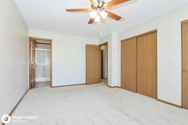 Building Photo - 1214 Spartina Dr, Florissant, MO 63031