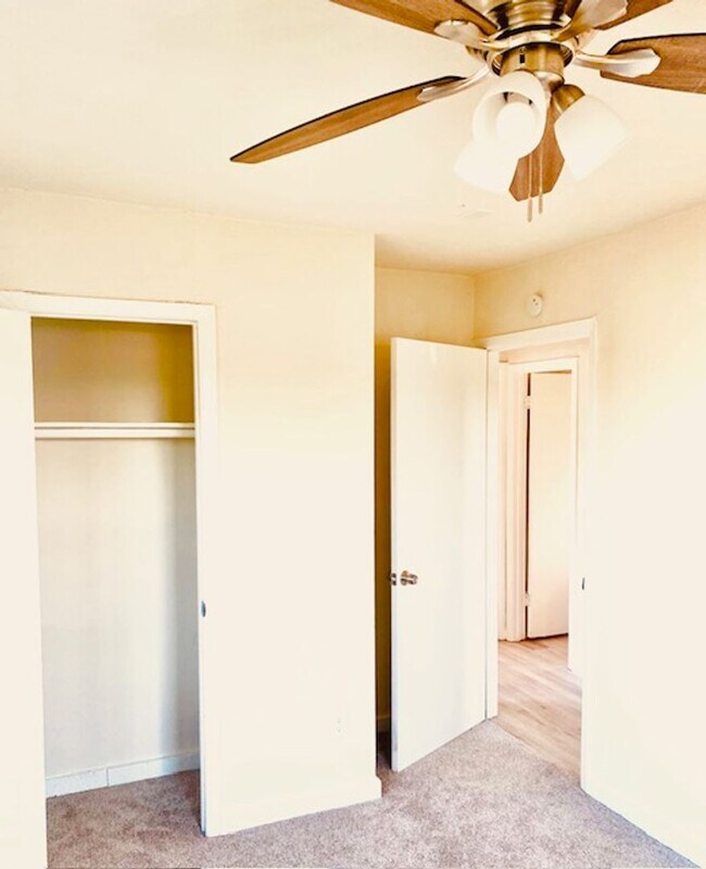 Building Photo - BEAUTIFUL REMODELED 3 BEDROOM LEASE HOME CLOSE TO DOWNTOWN HOUSTON