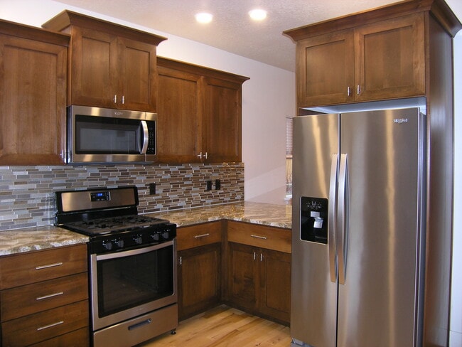 Building Photo - 2355 E Hidden Crk St