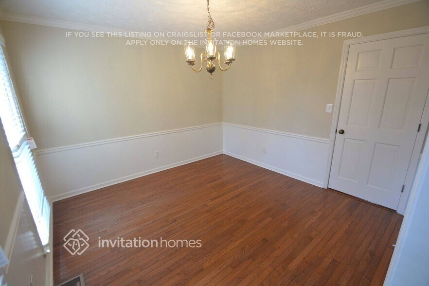 Building Photo - 1591 Willow Bluff