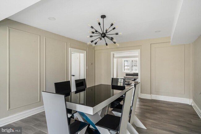 Building Photo - 415 City Ave