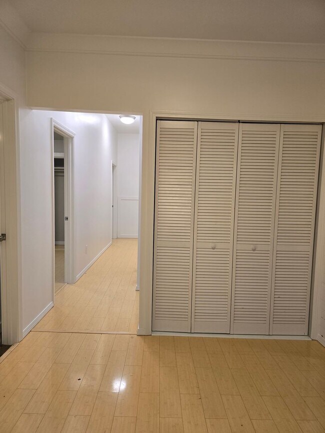 Building Photo - 12911 Gravelly Lake Dr SW