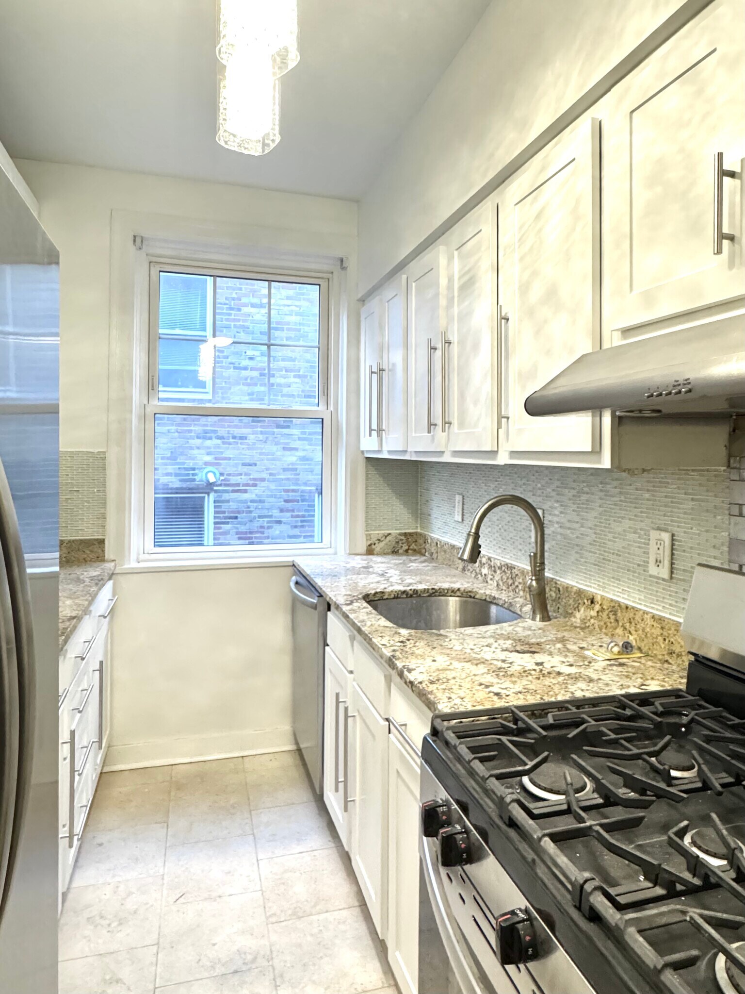 Building Photo - 7515 Buckingham Dr