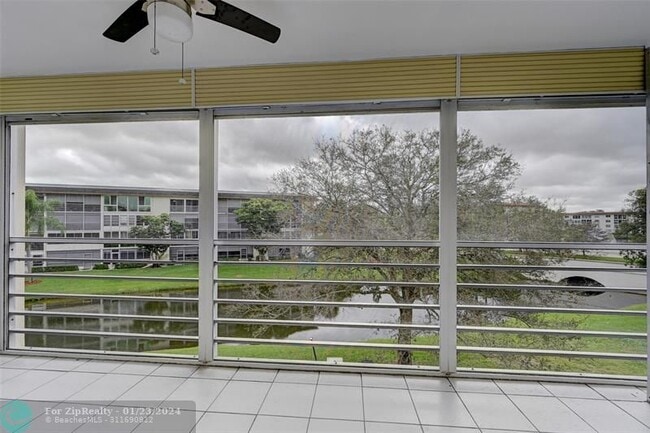 Building Photo - 4401 Martinique Ct