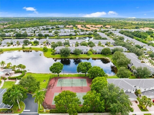 Building Photo - 14617 Sutherland Ave