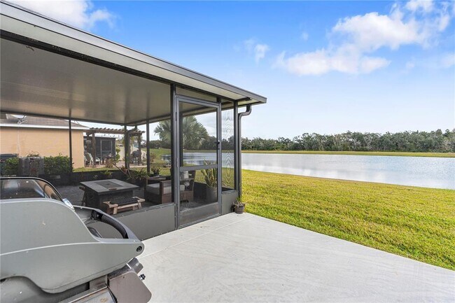 Building Photo - 17110 White Mangrove Dr